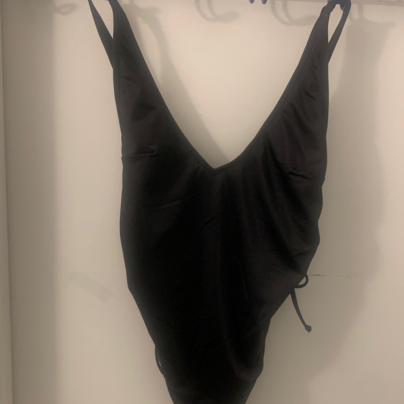 NWOT Good American Black Swimsuit SIZE 0/ XS - Picture 8 of 15